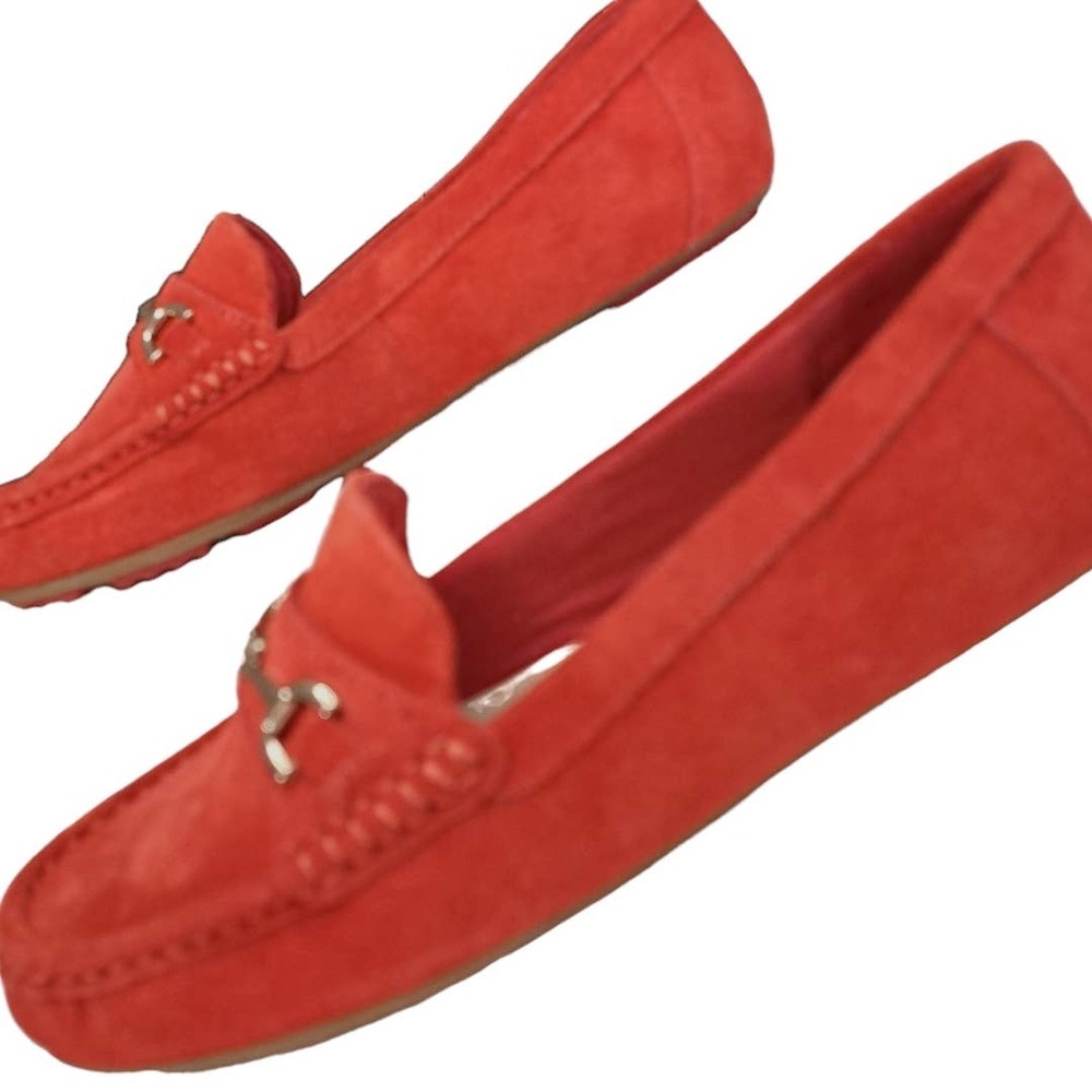 NEW Isaac Mizrahi Size 7. 5 Red Suede Slip On